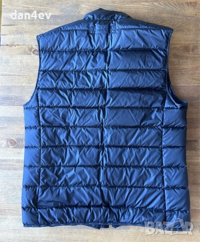 Елек GANT Men's Light Down Gilet, снимка 6 - Якета - 54194967
