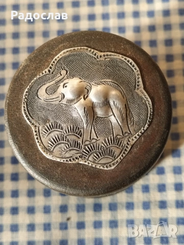 кутия от екзотично дърво 