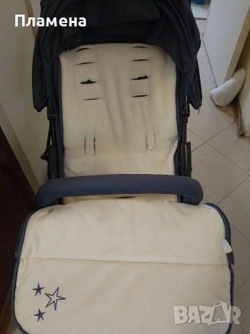Количка с аксесоари, снимка 2 - Детски колички - 53574052