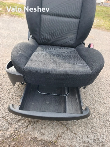 Продавам седалки за Peugeot 307