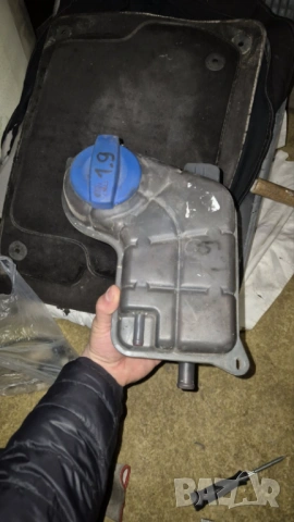 казанче антифриз охладителна течност АУДИ А4 Б6 AUDI A4 B6 1.9TDI kazanche antifriz ohladitelna tech