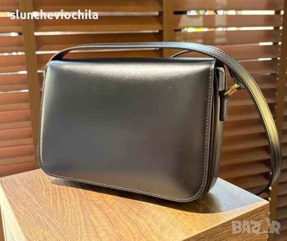 Чанта Celine Classique Triomphe, снимка 4 - Чанти - 54225692