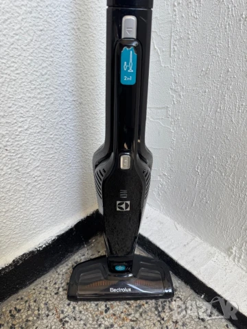 Безжична Прахосмукачка без Торба Electrolux Ergorapido Classic EERC72EB – 2‑в‑1!, снимка 1