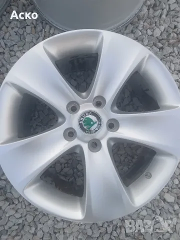 5x112..16цола 7j ET45 оригинални Skoda, снимка 4 - Гуми и джанти - 47593886