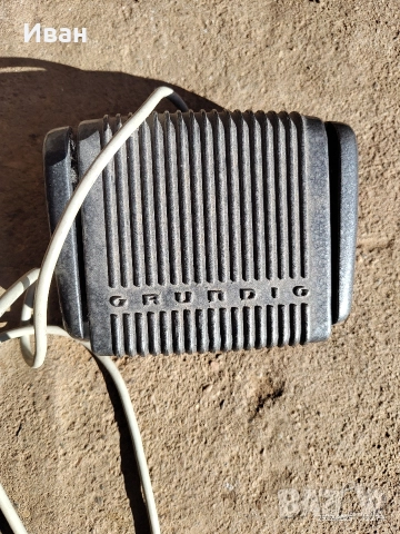 Grundig Грундиг 528, снимка 2 - Декове - 52973634