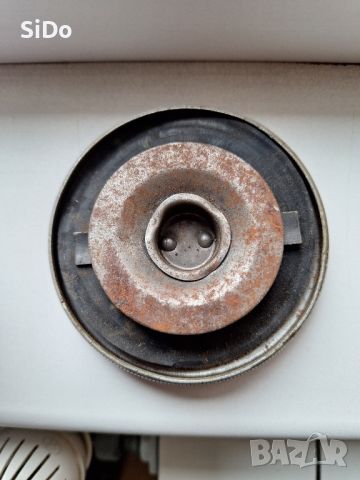 Оригинална капачка за резервоар с уплътнение за Trabant 500 / 600 / P 601/ 601S!, снимка 2 - Части - 45438191