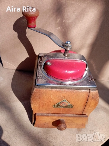 стара мелачка за подправки