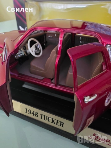 Модели 1:18, снимка 5 - Колекции - 54278417