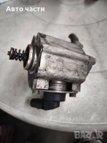 ГОРИВНО-ИНЖЕКЦИОННА ПОМПА A4 B6 2.0FSI AWA 06D127026H