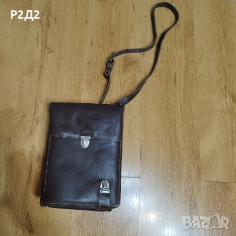 стара офицерска кожена чанта