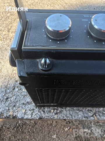 Радиокасетофон, снимка 5 - Радиокасетофони, транзистори - 53868867
