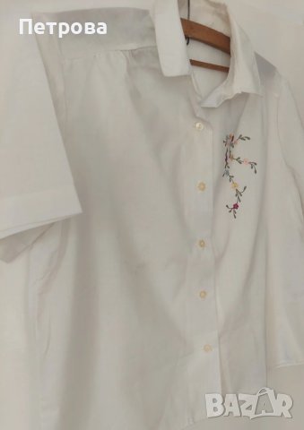 Бяла блуза с къс ръкав, с цветна бродерия, нова