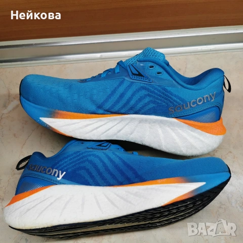 Saucony Triumph 22 маратонки за бягане 42, снимка 4 - Маратонки - 53954985