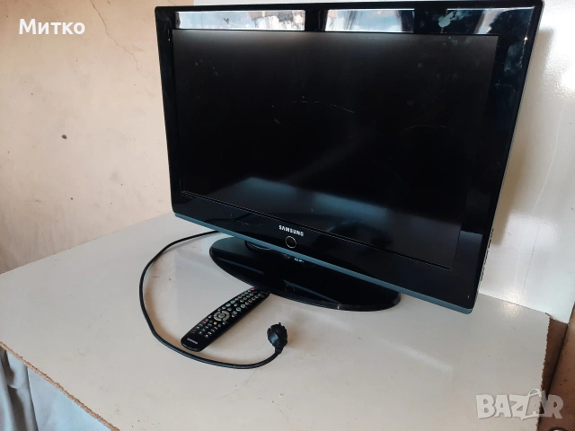 Работещ 32 инчов LCD телевизор марка Самсунг модел LE32A436T1D SAMSUNG със забележка, снимка 2 - Телевизори - 53597576