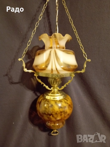 Старинен бароков полилей със стъклен абажур, снимка 2 - Полилеи - 49570007