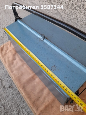 метален куфар за инструменти 