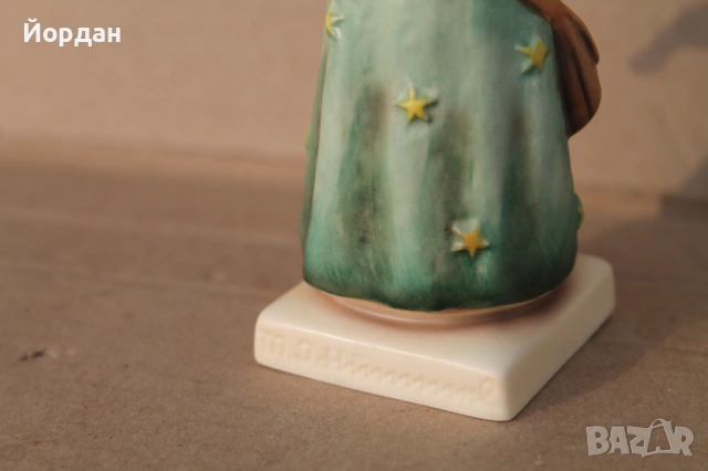 Немска порцеланова фигурка ''Goebel Hummel Figurine, Celestial Musician Violin Angel''188, снимка 10 - Колекции - 54056845