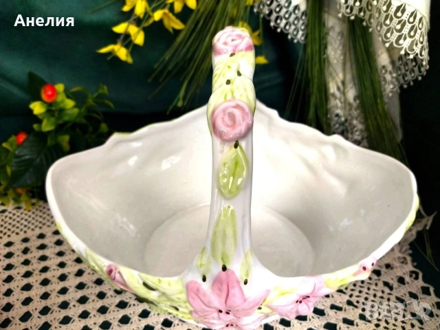 Керамична кошница с релефни цветя , снимка 3 - Декорация за дома - 54152546