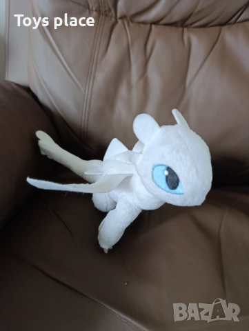 Плюшена играчка How to Train Your Dragon - Light Fury Как да тренираш дракон, снимка 4 - Плюшени играчки - 52813008