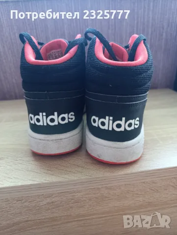 Детски маратонки Adidas, снимка 3 - Детски маратонки - 50109340