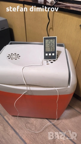 Комбинирана хладилна чанта 12/220 волта с обем 25 литра , снимка 3 - Хладилни чанти - 53935535