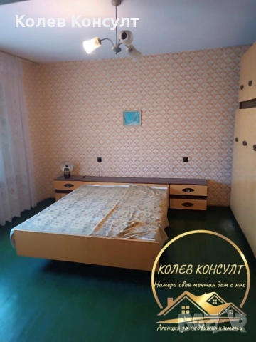 Къща град Симеоновград, снимка 11 - Етаж от къща - 54266346