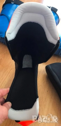 Състезателни обувки LANGE RS 110 WIDE №29 - 29,5  399лв , снимка 12 - Зимни спортове - 52084995