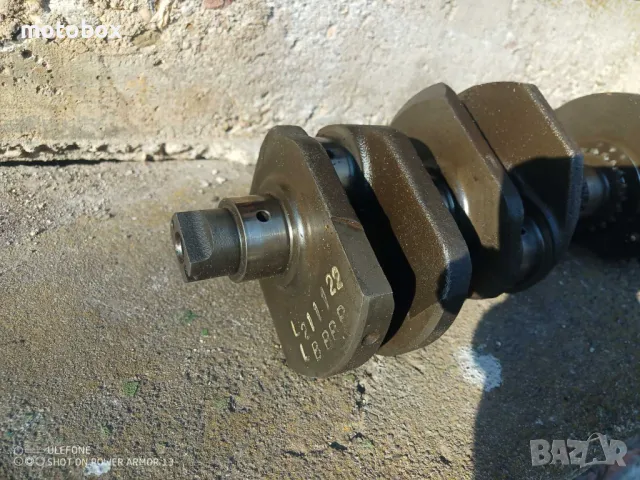 На части двигател от Honda CBR 1000 F, снимка 3 - Части - 49912246