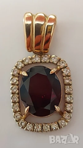 Руски златен медальон с брилянти