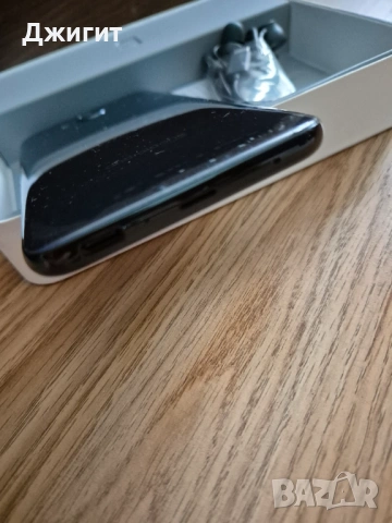 Телефон HTC U11 Life, снимка 6 - Други - 53662358