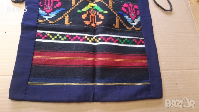 Автентична тъкана рядка вълнена престилка , носия, снимка 3 - Антикварни и старинни предмети - 54137161