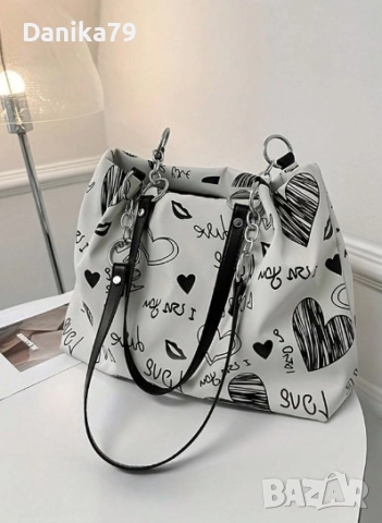 Дамска шарена чанта