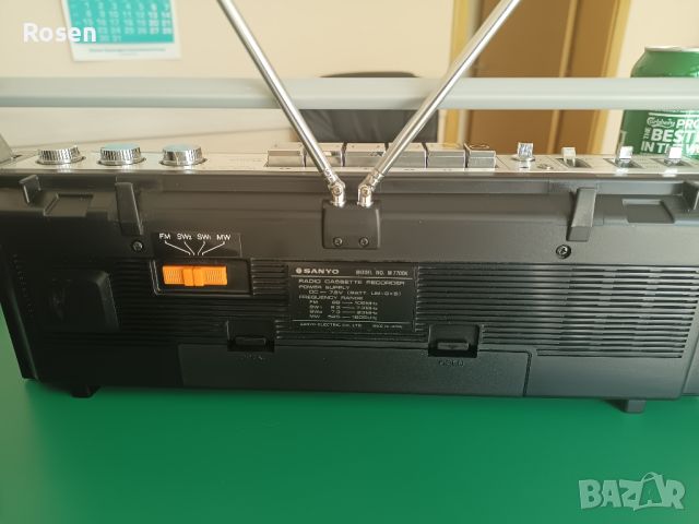 Продавам радиокасетофон mini boombox Sanyo M 7700 k Japan , снимка 6 - Радиокасетофони, транзистори - 46390187