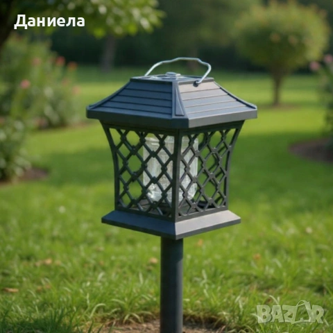 Многофункционална градинска соларна лампа XF-1012А - осветление и защита от насекоми