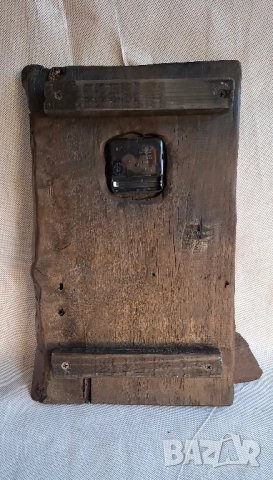 Стенен Часовник Старо Дърво с Огрибка-Арт Акцент с Характер, снимка 4 - Стенни часовници - 52617897