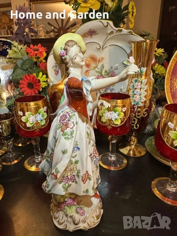 👗 Sitzendorf Germany circa 1921–1927 – „Тиролката“ порцеланова фигура 24 см