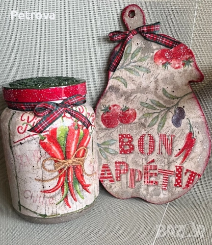 Декупаж, бамбукова дъска и пластмасов контейнер✨