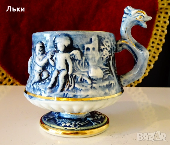 Порцеланова чаша Capodimonte,ангели,злато. 