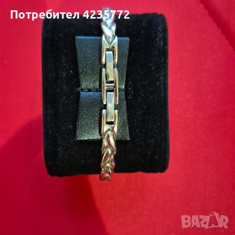 SEKONDA оригинален кварцов дамски винтидж часовник. , снимка 2 - Дамски - 53290335