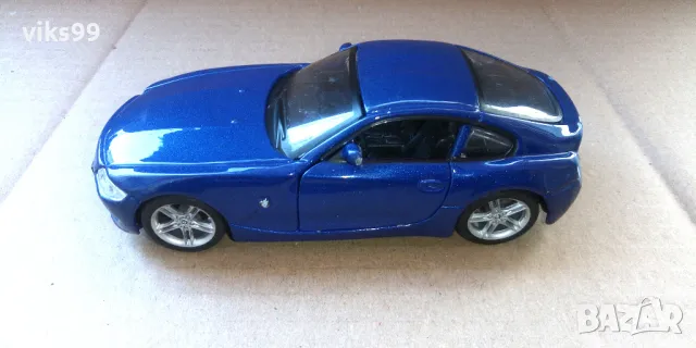 Bburago BMW Z4 M Coupe 1:32 metallic blue, снимка 2 - Колекции - 48235790