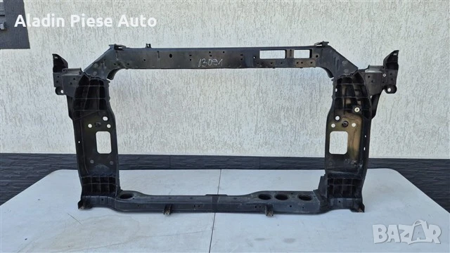 Преден панел Kia Sportage; година 2016 2017 2018 2019 2020 2021 , снимка 9 - Аксесоари и консумативи - 50544683