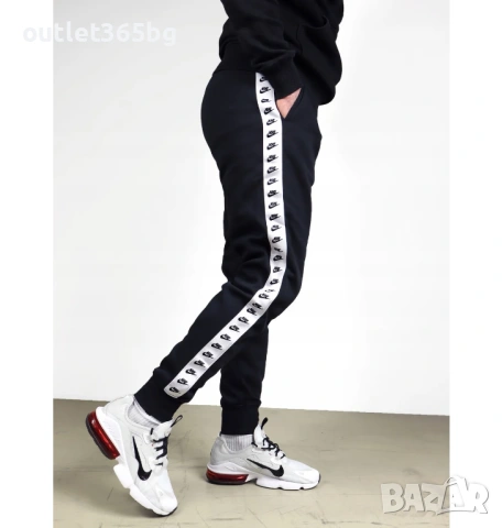 Nike - Repeat Logo Joggers Black HV3994-010 Оригинал Код 840, снимка 3 - Спортни дрехи, екипи - 54212414