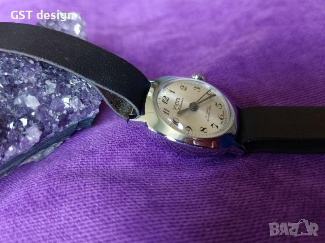 Изключително Рядък дамски Часовник Швейцарски Феро Fero Feldmann 17j  Shockproof Swiss Made 1960, снимка 10 - Дамски - 46145620