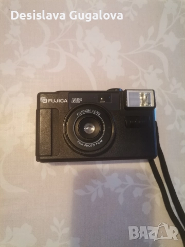 Лентов фотоапарат Fujica MF