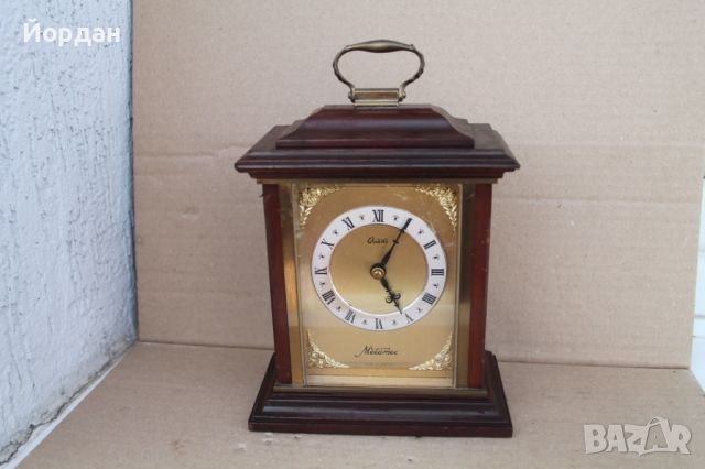 Англииски настолен часовник ''Metamec'', снимка 1 - Антикварни и старинни предмети - 46160775
