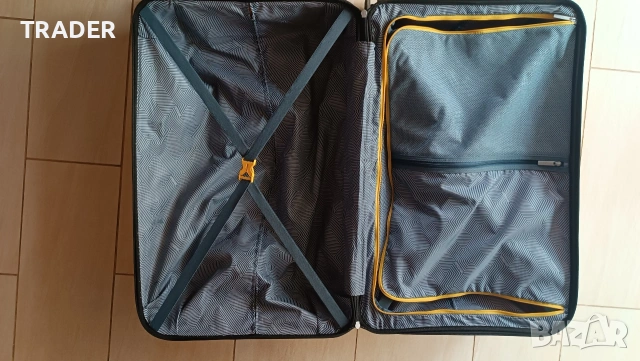 Куфар American Tourister Airconic на 4 колела 67см жълт, снимка 7 - Куфари - 27544104