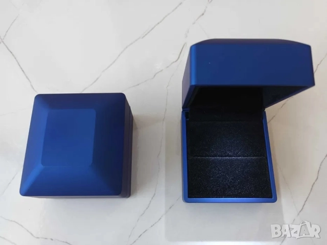 Пръстен бяло злато с диамант 18к, златен пръстен, годежен пръстен, кутийка за пръстен, снимка 7 - Пръстени - 48508955