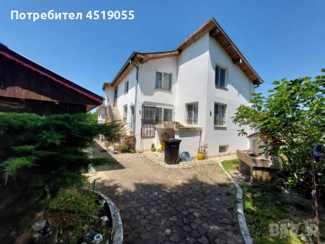 Продавам Къща в с Детелина общ Долни Чифлик 