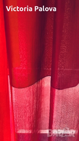 Луксозен копринен шал YAM YAM - OMBRE RUBY RED, снимка 4 - Шалове - 52924211