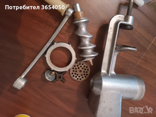 Нова машинка за месо ползвана веднъж